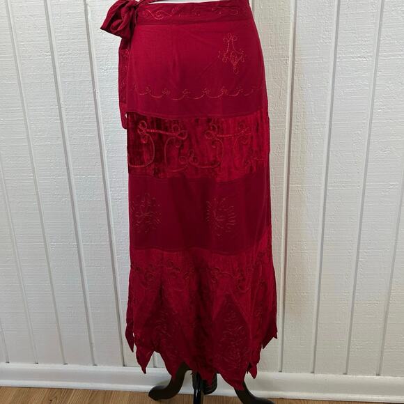 Newport News Women Fairy Vintage Skirt Midi Boho Red Velvet Holiday Size 10P - Picture 8 of 9